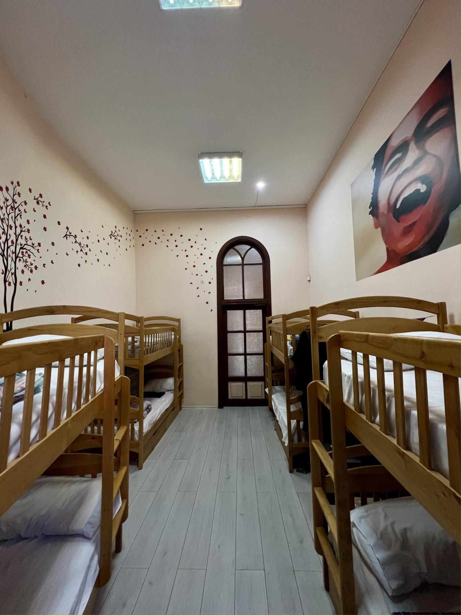 Dja Hostel Kyiv Exterior photo